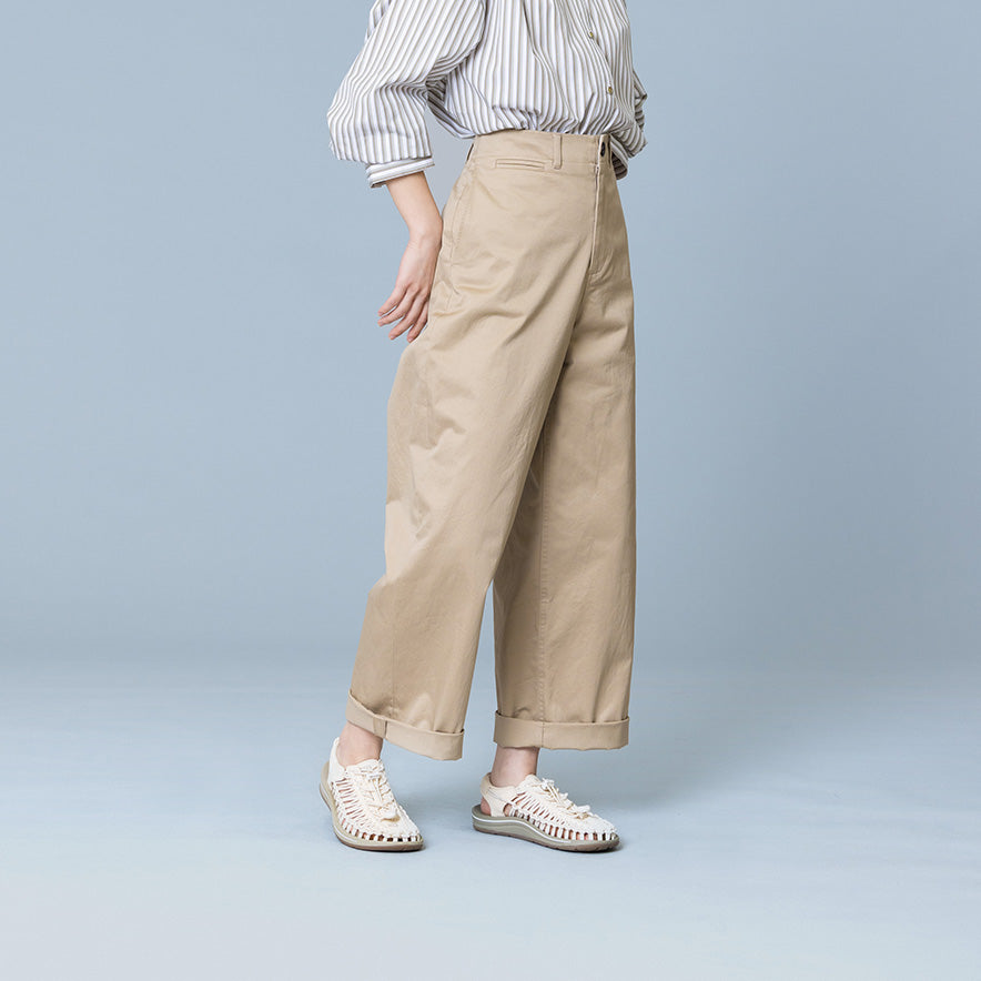 Women's UNEEK Sneaker | Dark Earth/Chipmunk