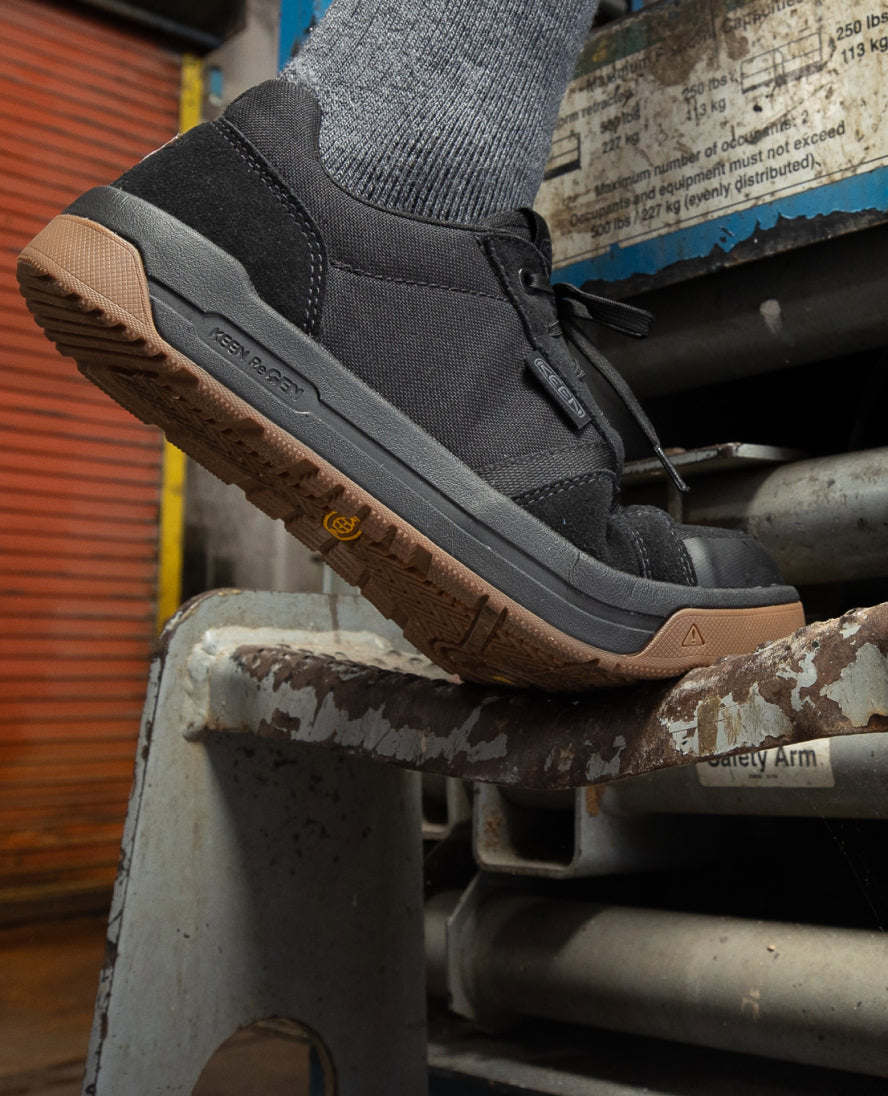 Men's Kenton Work Shoe (Carbon Toe) | Black/Gum