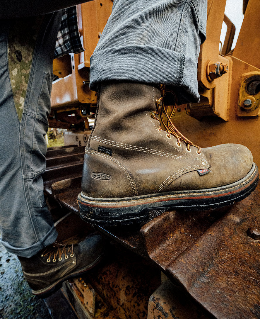 Men's Liberty 8" Waterproof 90° Heel Boot (Carbon Toe) | Coffee Bean/Black