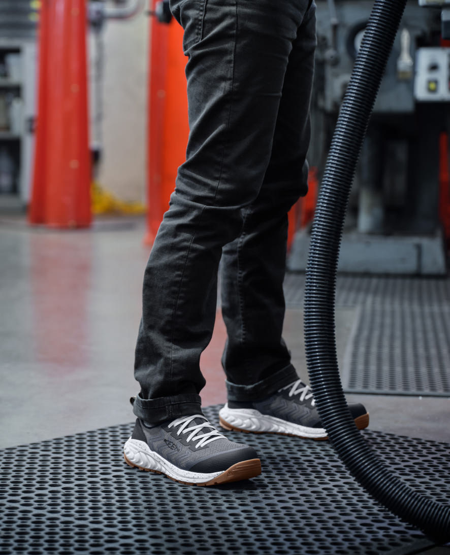 Men's Arvada Shift Work Sneaker (Carbon Toe)  |  Martini Olive/Black