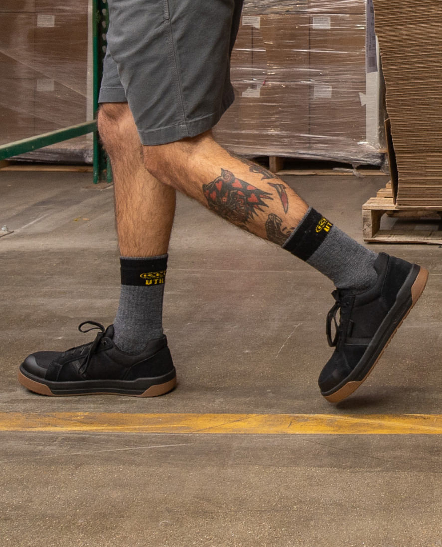 Men's Kenton ESD Work Shoe (Carbon Toe)  |  Black/Gum