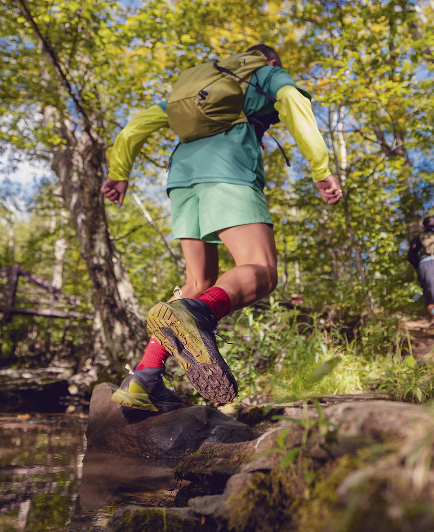 Men's Targhee Apex Wide Waterproof Hiking Boot  |  Dark Olive/Khaki