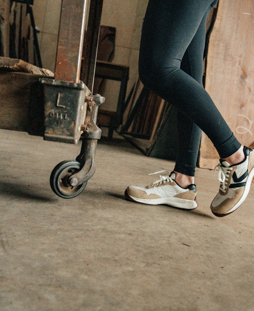 Women's KS86 Utility Work Sneaker (Carbon Toe)  |  Magnet/Gum