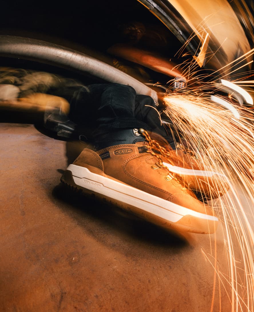 Men's Gibson Hiker Work Boot (Soft Toe)  |  Belgian/Gum