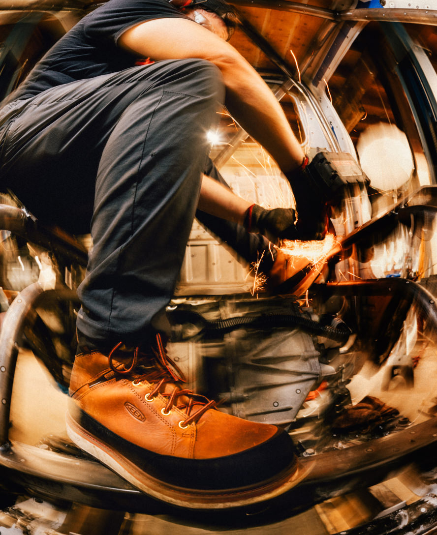 Men's Liberty Racer 6" Waterproof Work Boot (Carbon Toe)  |  Bison/Black